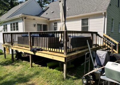 new deck and railings